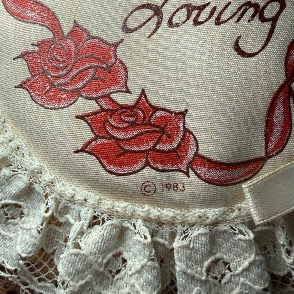 Vintage‎ 1983 Lace Trim Grandma Quote Pillow Cottagecore Wall Decor Shabby Chic